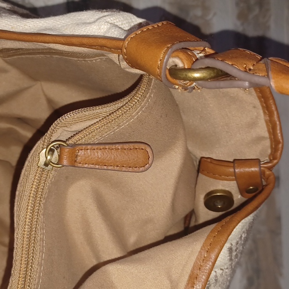 Lucky Brand Hobo Bag - Picture 9 of 13